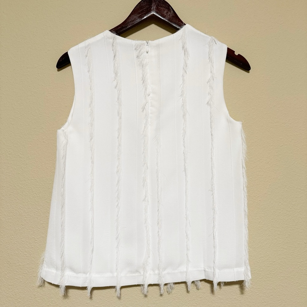 Eyelash Fringe Sleeveless Blouse - Picture 2 of 12